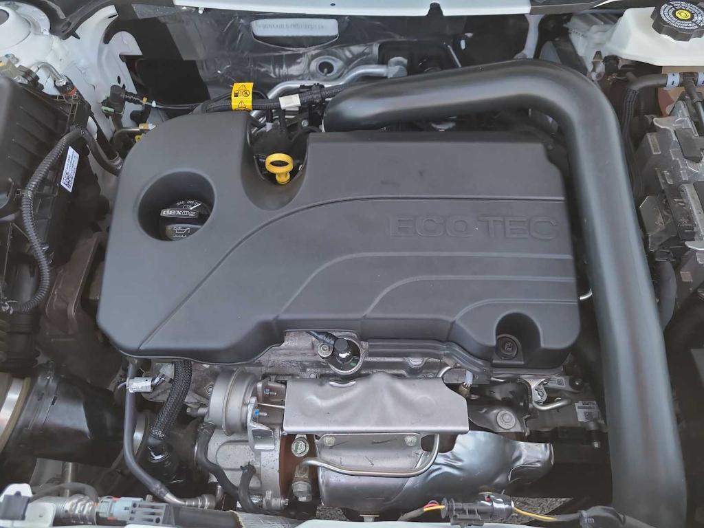 used 2024 Chevrolet Equinox car, priced at $25,140