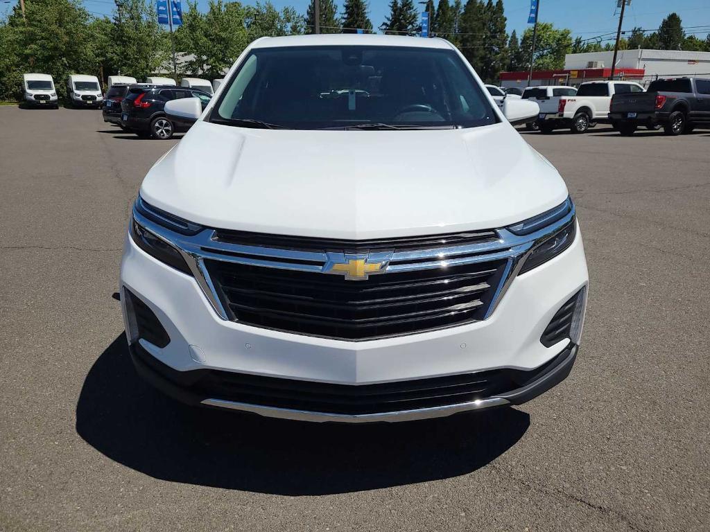 used 2024 Chevrolet Equinox car, priced at $25,140