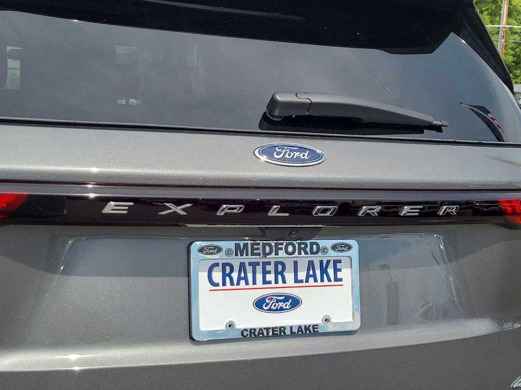 new 2025 Ford Explorer car, priced at $50,100