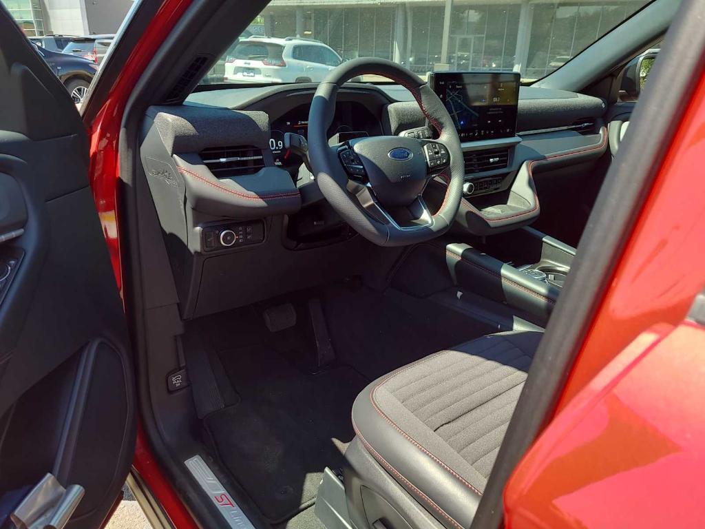 new 2025 Ford Explorer car, priced at $54,246