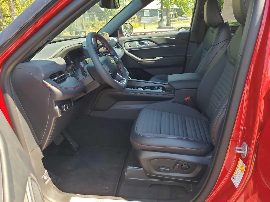 new 2025 Ford Explorer car, priced at $54,246