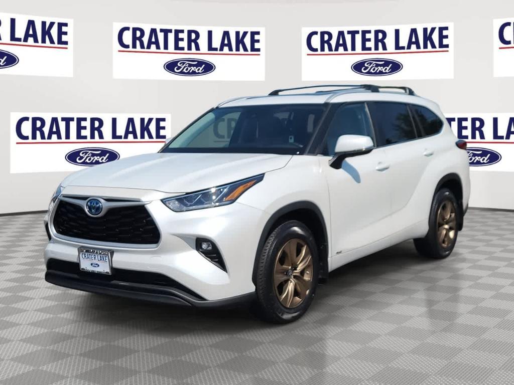 used 2023 Toyota Highlander Hybrid car, priced at $45,600