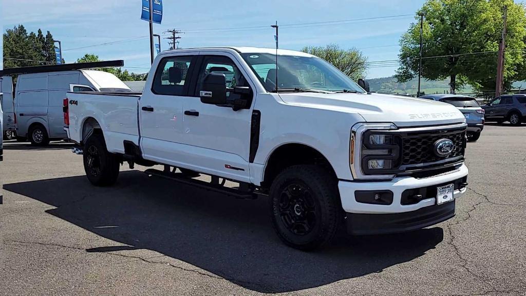 new 2025 Ford F-250 car, priced at $70,845
