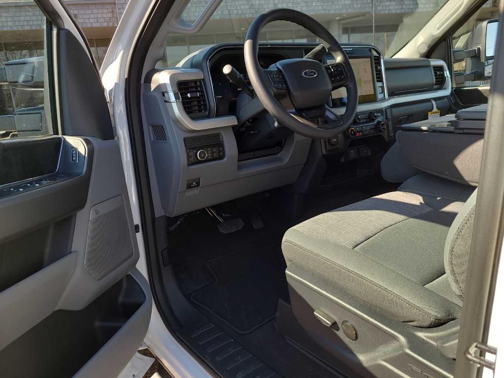 new 2025 Ford F-350 car, priced at $74,262