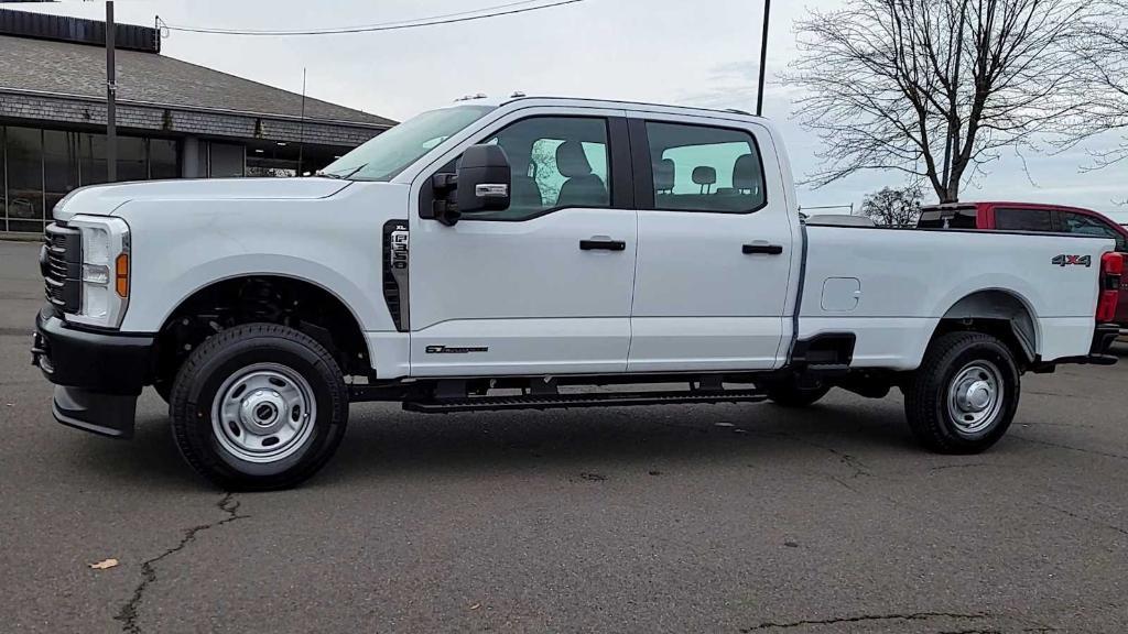 new 2024 Ford F-350 car, priced at $66,990