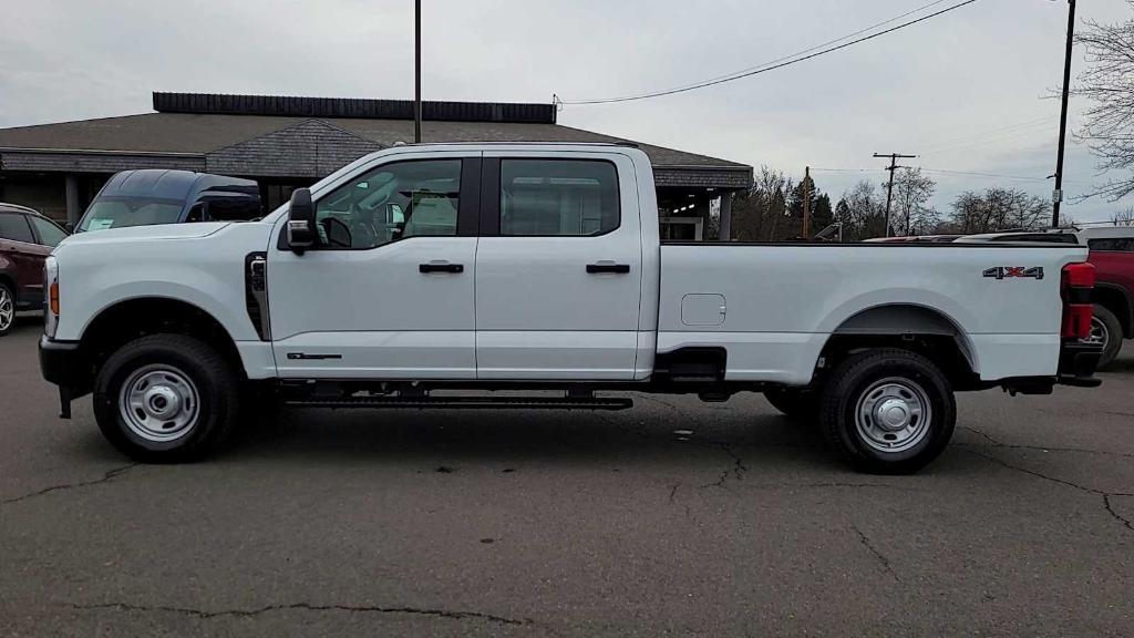 new 2024 Ford F-350 car, priced at $66,990