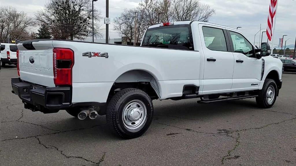 new 2024 Ford F-350 car, priced at $66,990