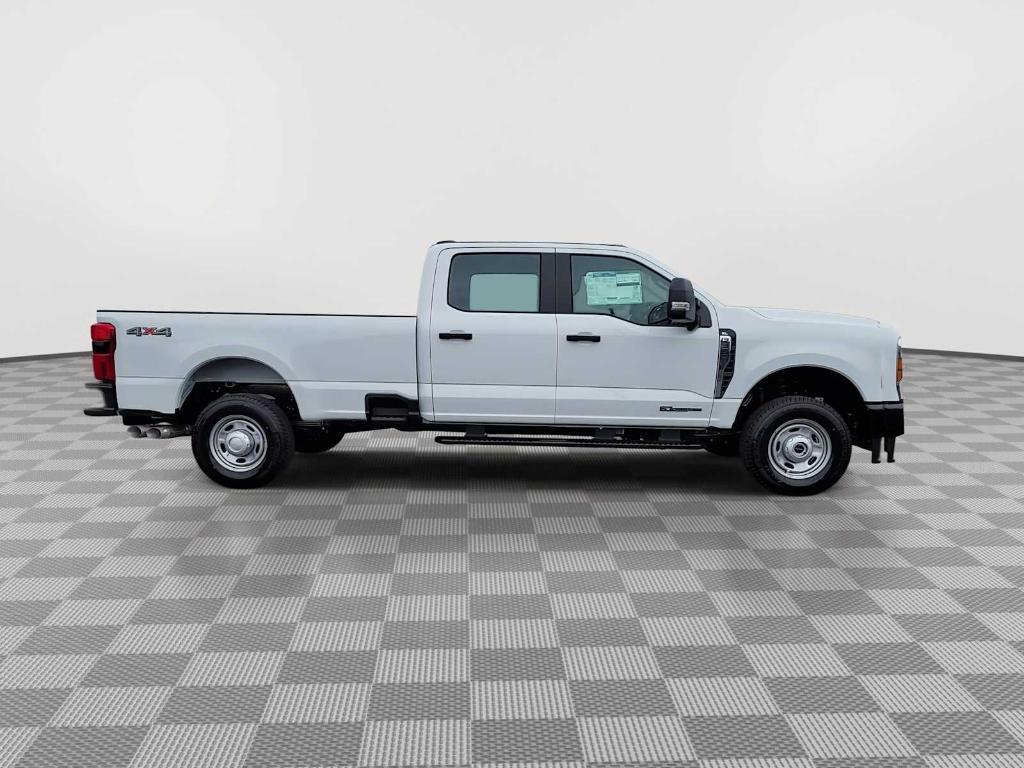 new 2024 Ford F-350 car, priced at $65,492