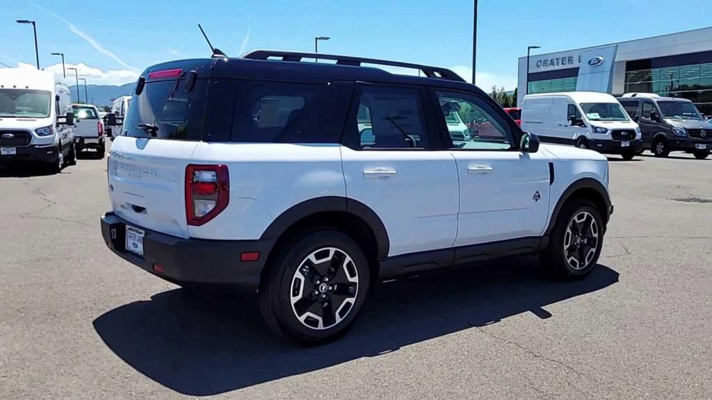 new 2024 Ford Bronco Sport car, priced at $37,882