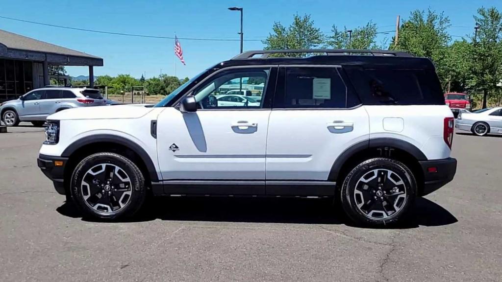 new 2024 Ford Bronco Sport car, priced at $37,882