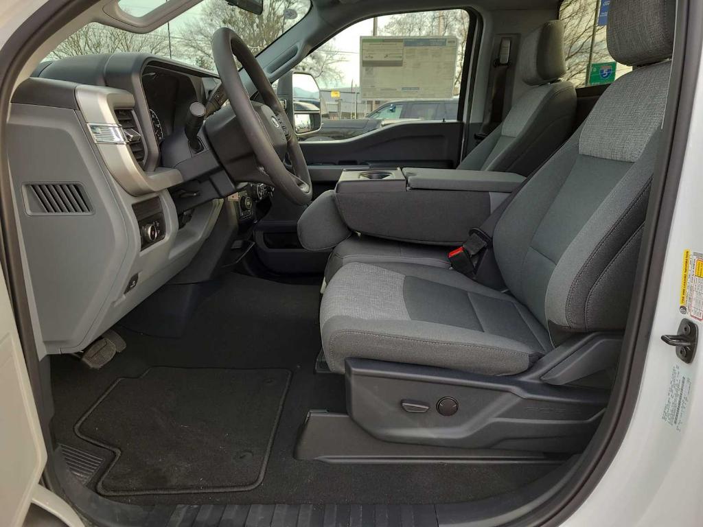 new 2025 Ford F-350 car, priced at $54,396
