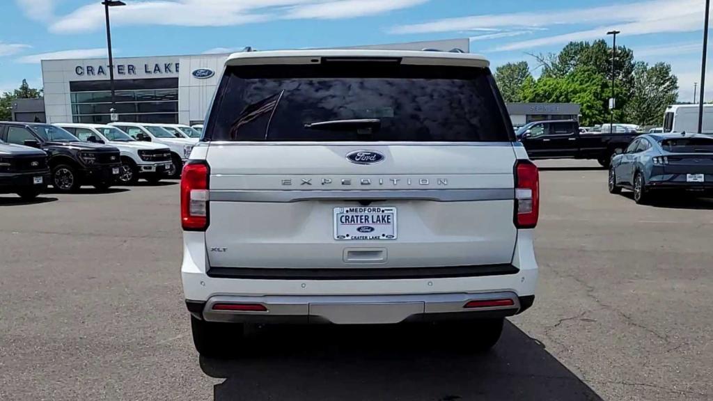 new 2024 Ford Expedition car, priced at $66,730