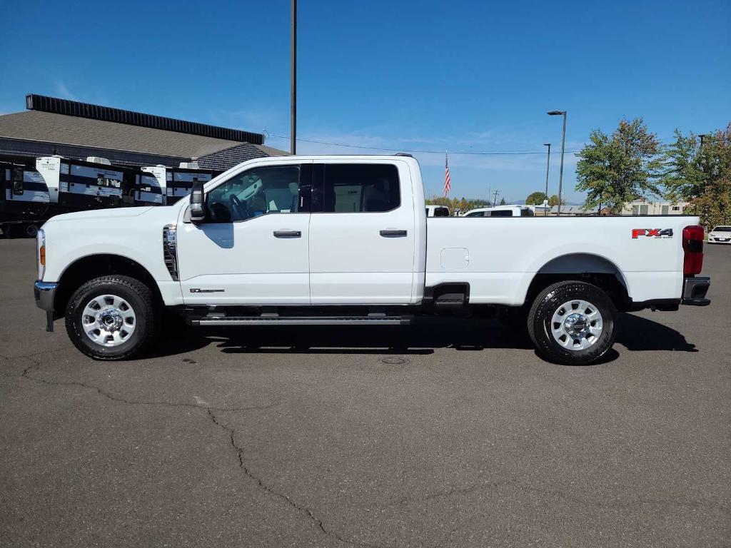 new 2024 Ford F-350 car, priced at $66,992