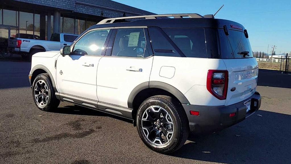 new 2025 Ford Bronco Sport car, priced at $40,010