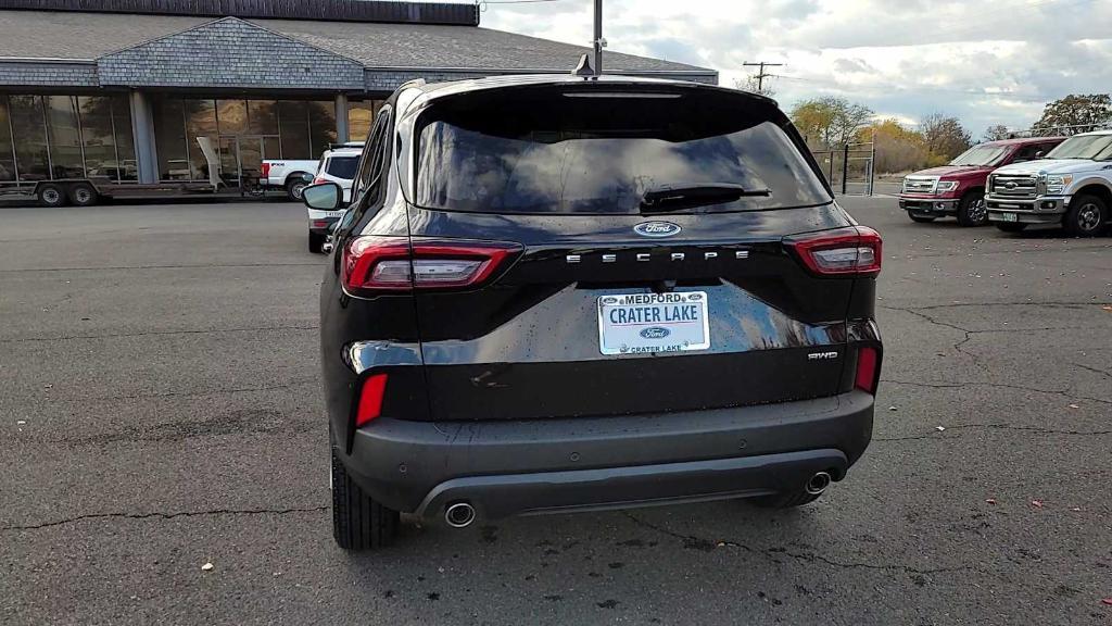 new 2025 Ford Escape car, priced at $32,573