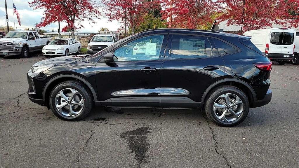 new 2025 Ford Escape car, priced at $32,573