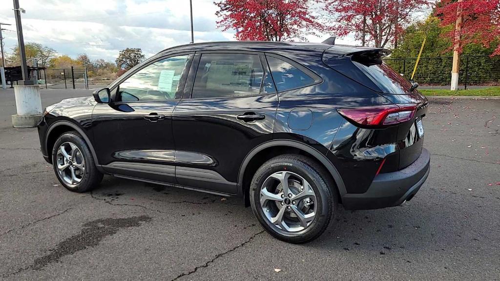 new 2025 Ford Escape car, priced at $32,573