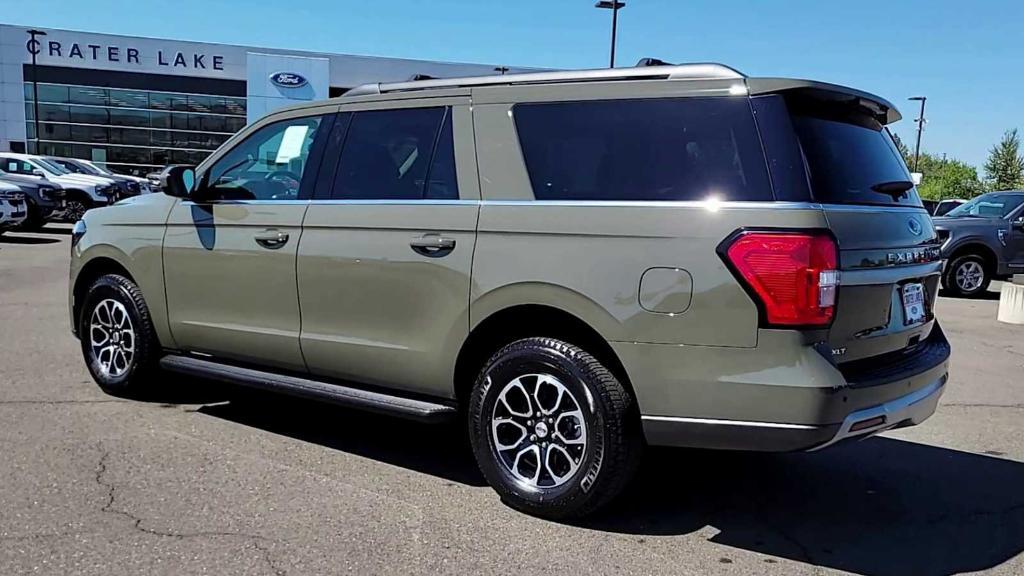 new 2024 Ford Expedition Max car, priced at $68,061