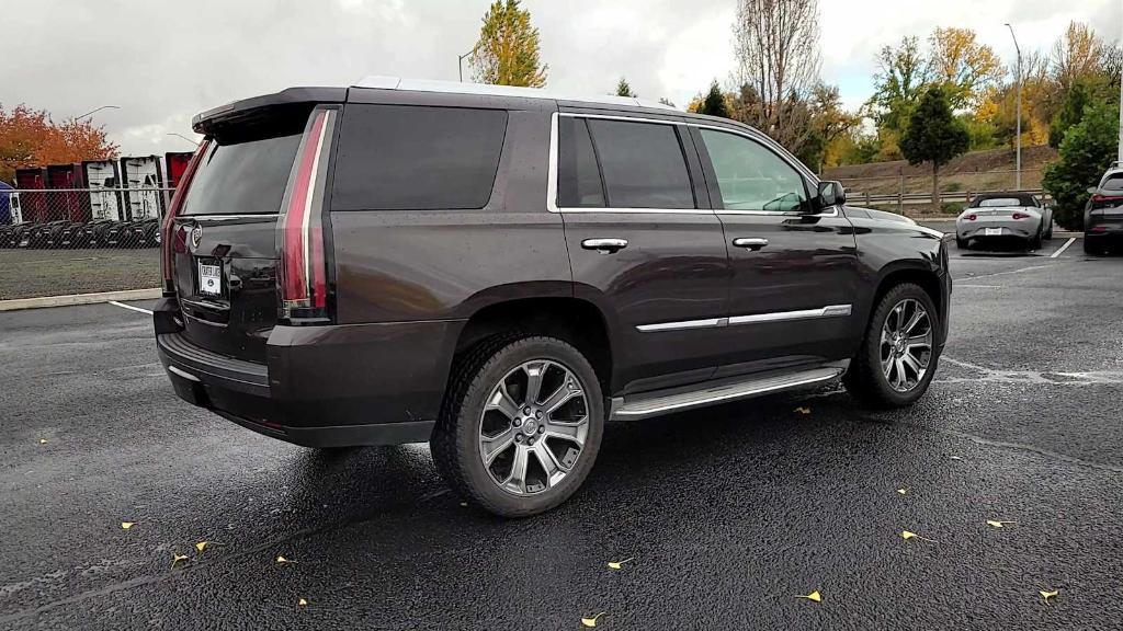 used 2015 Cadillac Escalade car, priced at $22,877