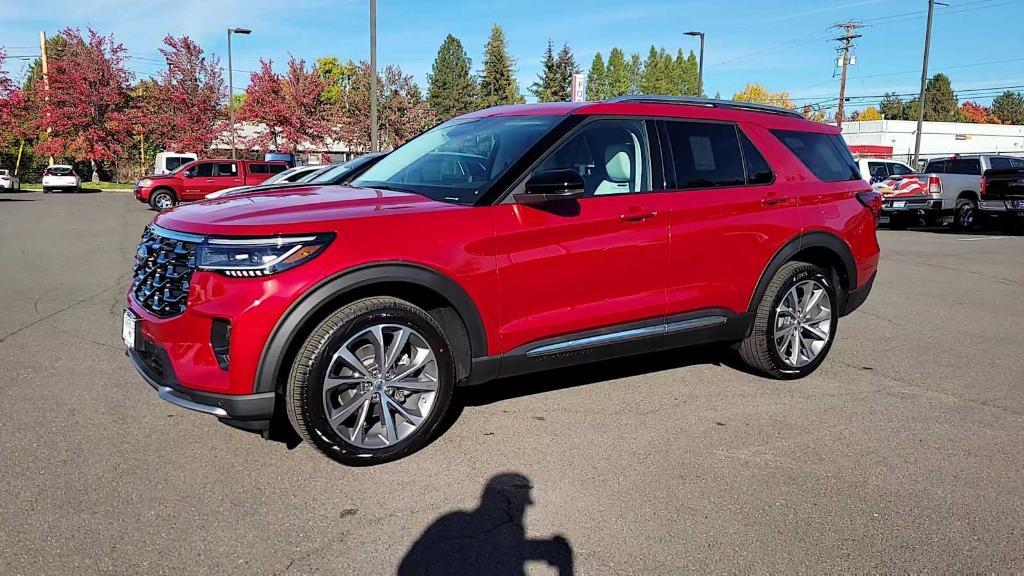 new 2025 Ford Explorer car, priced at $59,360