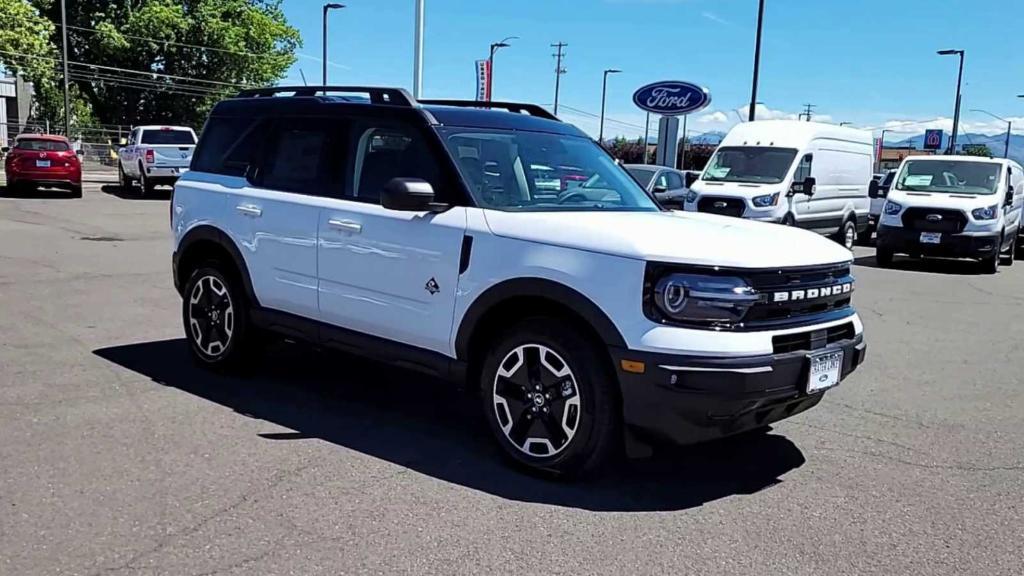 new 2024 Ford Bronco Sport car, priced at $35,812