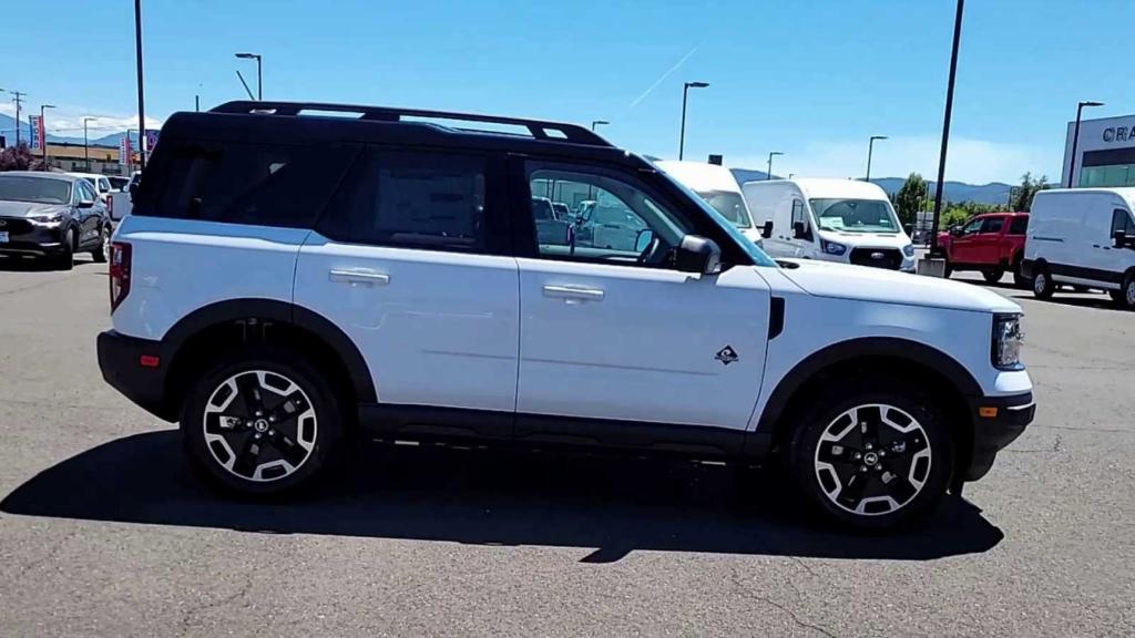 new 2024 Ford Bronco Sport car, priced at $35,812