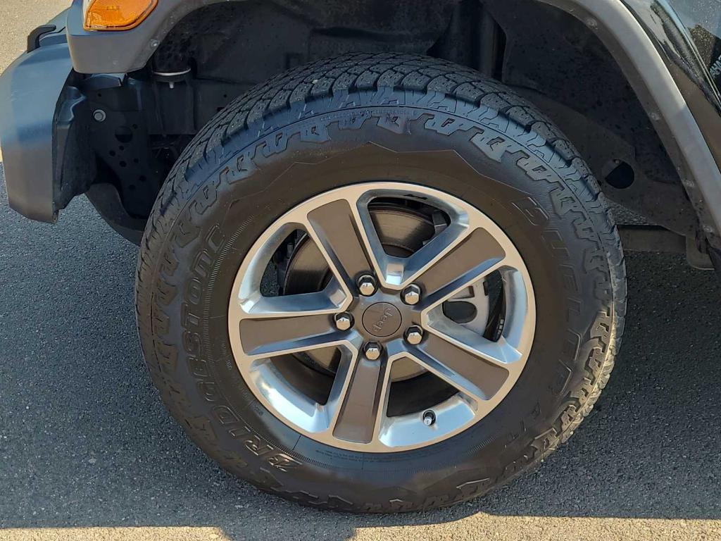 used 2020 Jeep Wrangler Unlimited car, priced at $34,200
