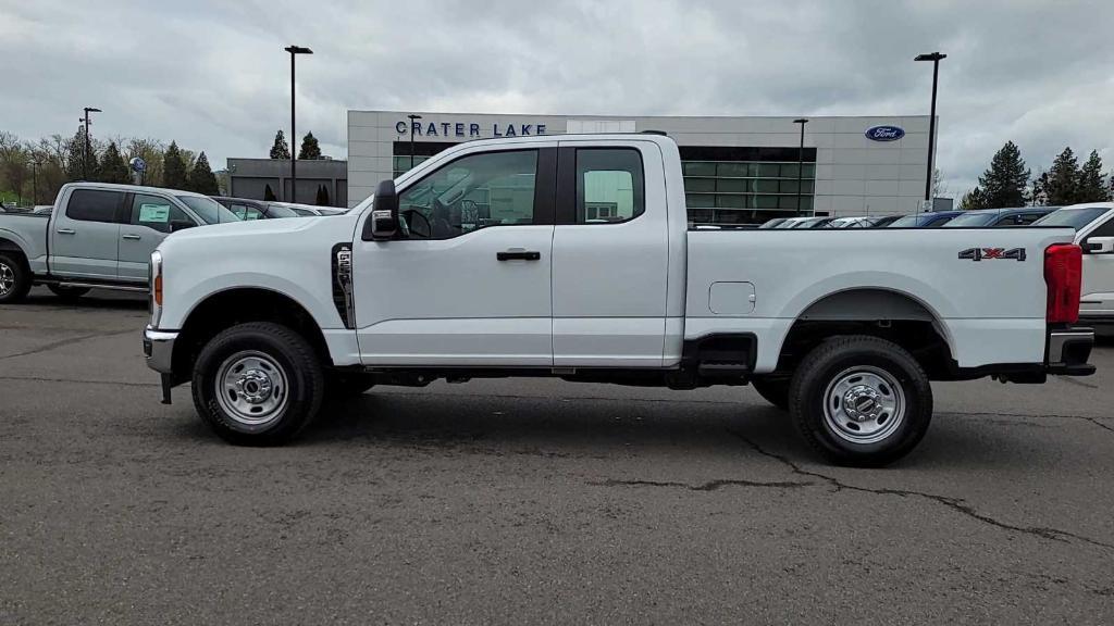 new 2024 Ford F-250 car, priced at $47,957