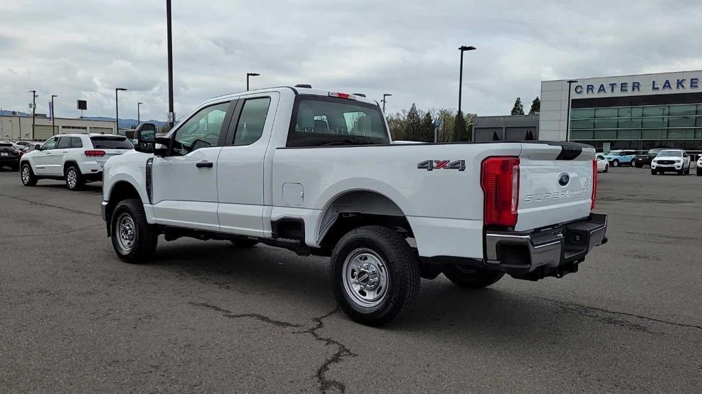 new 2024 Ford F-250 car, priced at $47,957