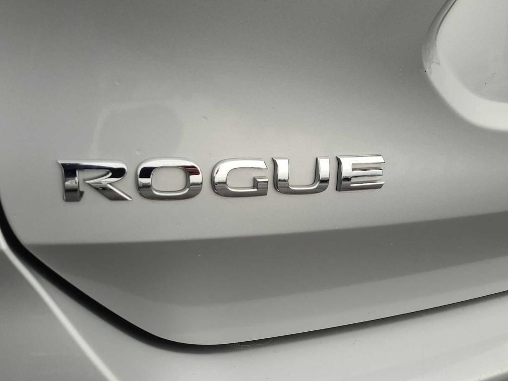 used 2020 Nissan Rogue car, priced at $17,998