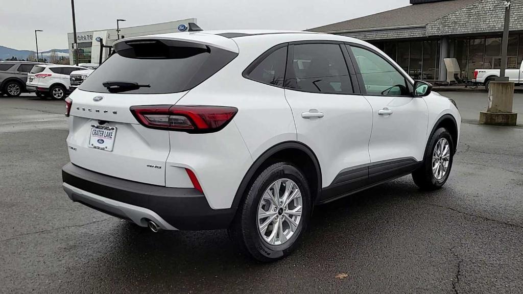 new 2025 Ford Escape car, priced at $30,683