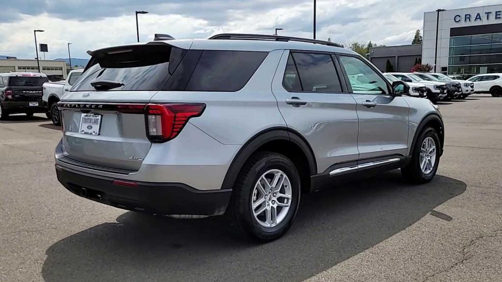 new 2025 Ford Explorer car, priced at $42,350