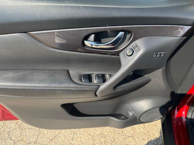 used 2018 Nissan Rogue car, priced at $17,900