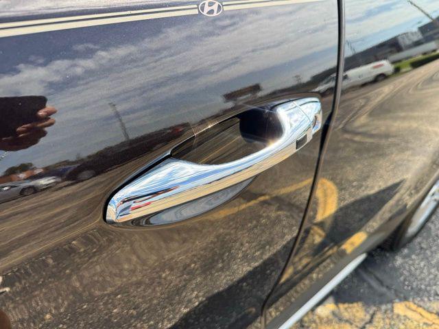 used 2018 Hyundai Santa Fe car, priced at $14,625