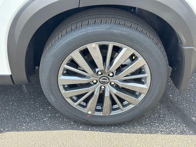new 2025 Nissan Pathfinder car, priced at $41,097