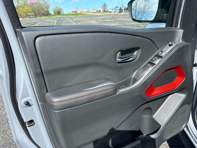 new 2025 Nissan Frontier car, priced at $45,910