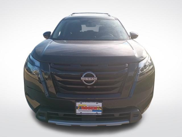 new 2025 Nissan Pathfinder car, priced at $37,951