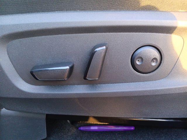 new 2025 Nissan Pathfinder car, priced at $44,626