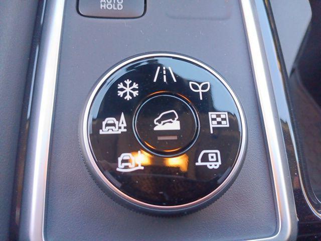 new 2025 Nissan Pathfinder car, priced at $44,626