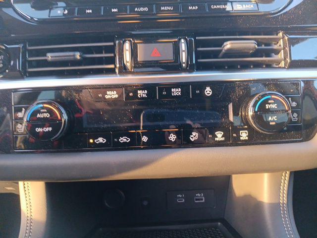 new 2025 Nissan Pathfinder car, priced at $44,626