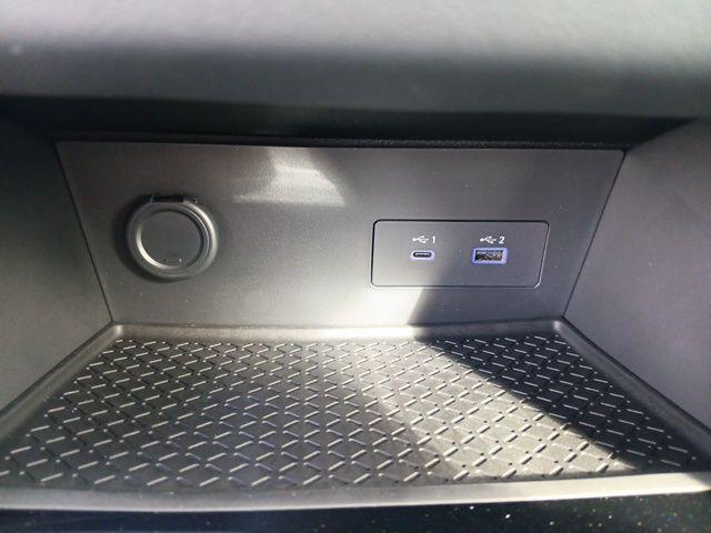 new 2025 Nissan Pathfinder car, priced at $35,174
