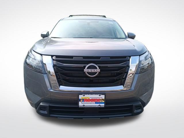 new 2025 Nissan Pathfinder car, priced at $35,174