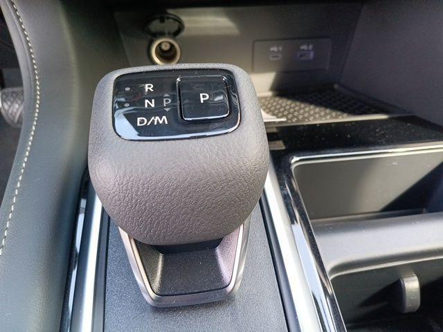 new 2025 Nissan Pathfinder car, priced at $35,174