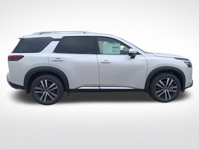 new 2025 Nissan Pathfinder car, priced at $44,912