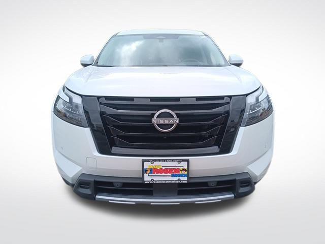 new 2025 Nissan Pathfinder car, priced at $44,912