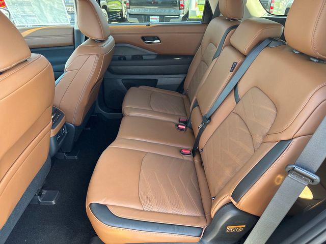 new 2025 Nissan Pathfinder car, priced at $48,030