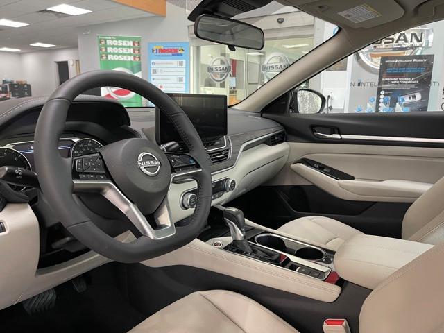 new 2024 Nissan Altima car, priced at $31,095
