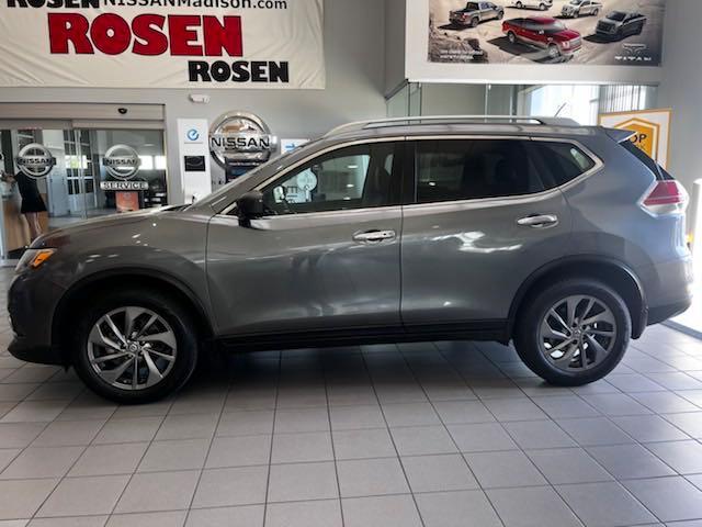 used 2016 Nissan Rogue car, priced at $14,925