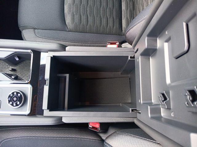 new 2025 Nissan Pathfinder car, priced at $35,810