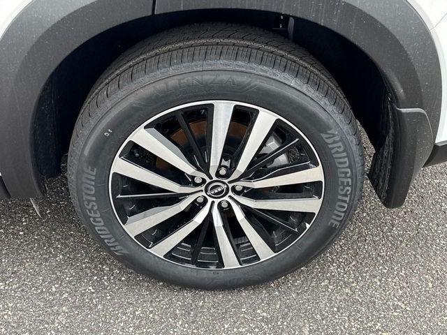 new 2025 Nissan Pathfinder car, priced at $50,217